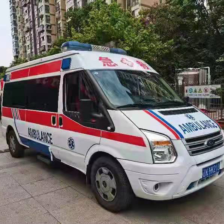 犍为长途救护车护送病人返乡